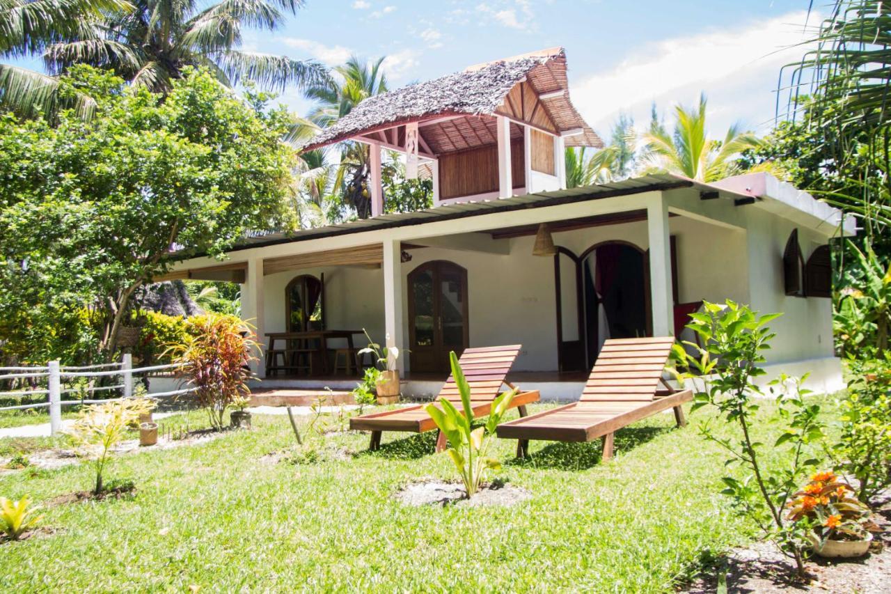 Analatsara Eco Lodge Ile aux Nattes Exteriör bild